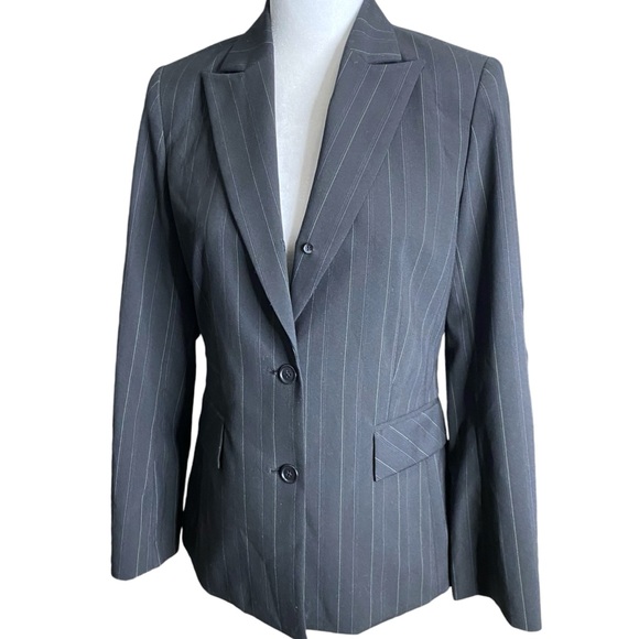 BCBG Maxazria Women Black Pinstripe Blazer Suit Jacket Work Career Academia 6 - Picture 4 of 10